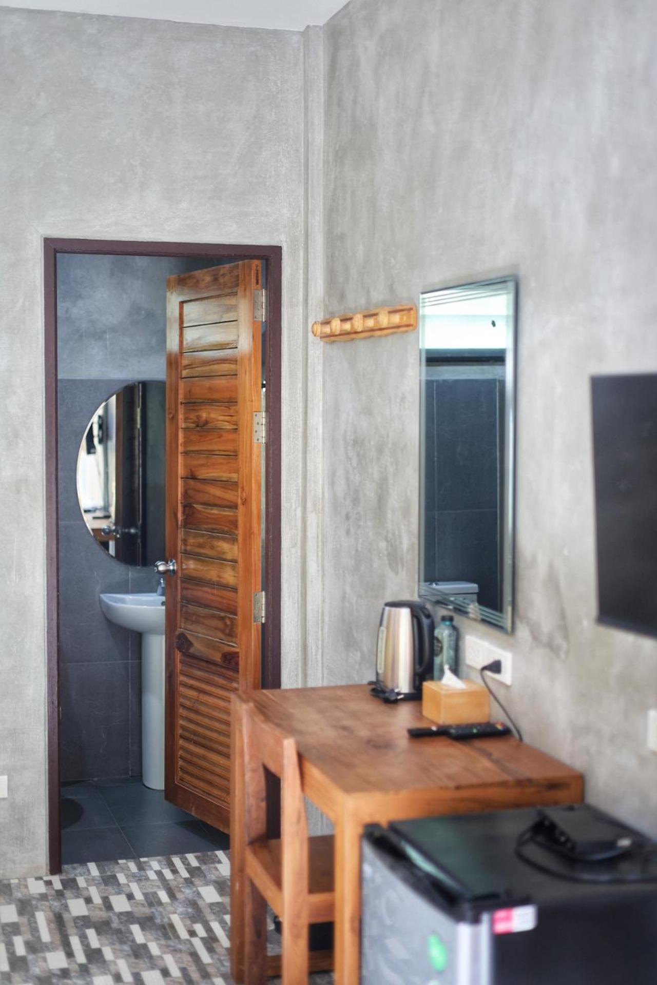 Skyhome Wat Jd I- Khai Resort & Restaurant Ban Wat Boek Exterior photo